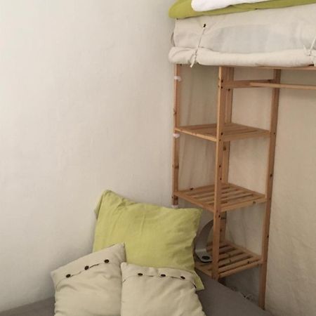 Appart Sympa Dans Le Vieux Nîmes Exterior foto